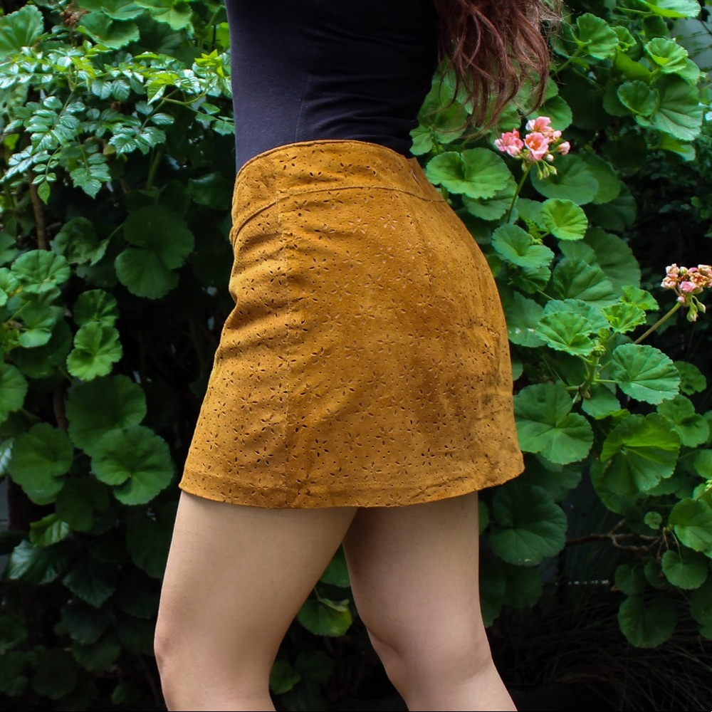🧸 Brown Forever 21 skirt